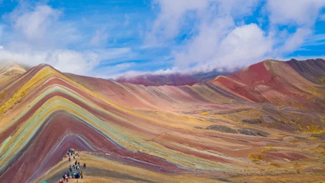 Rainbow Mountain Tour 1D